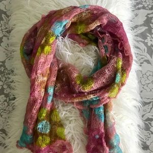 Elegant flower print scarf